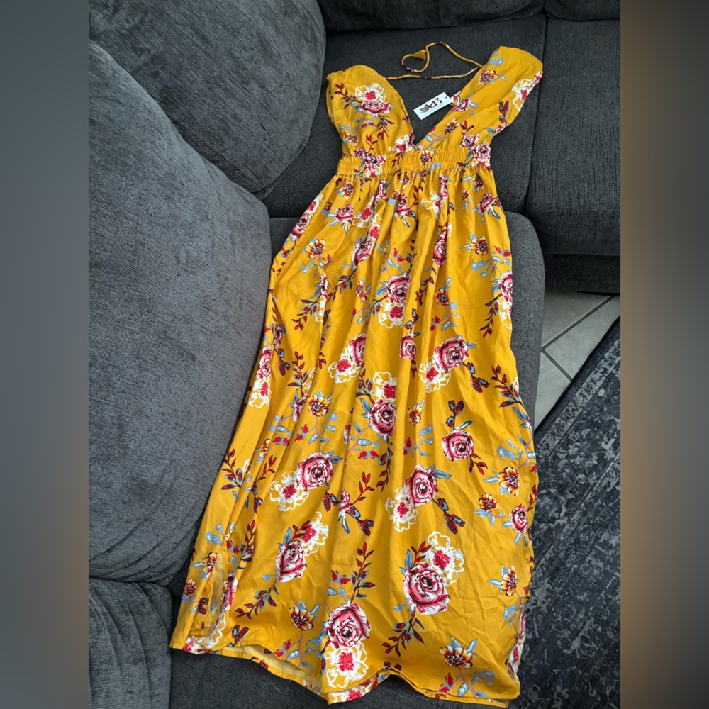 Beautiful beachy dress